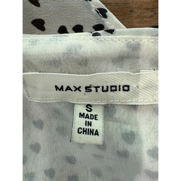 Women's Max Studio Long Sleeve Wrap style Ruffle Front Top, size small - Picture 4 of 16